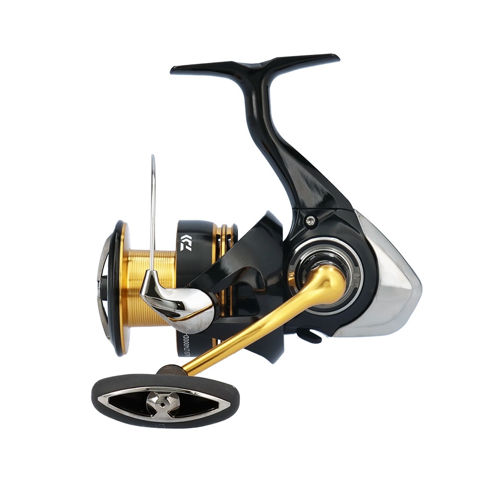 Котушка Daiwa Legalis LT 3000-C, модель 2023 рік